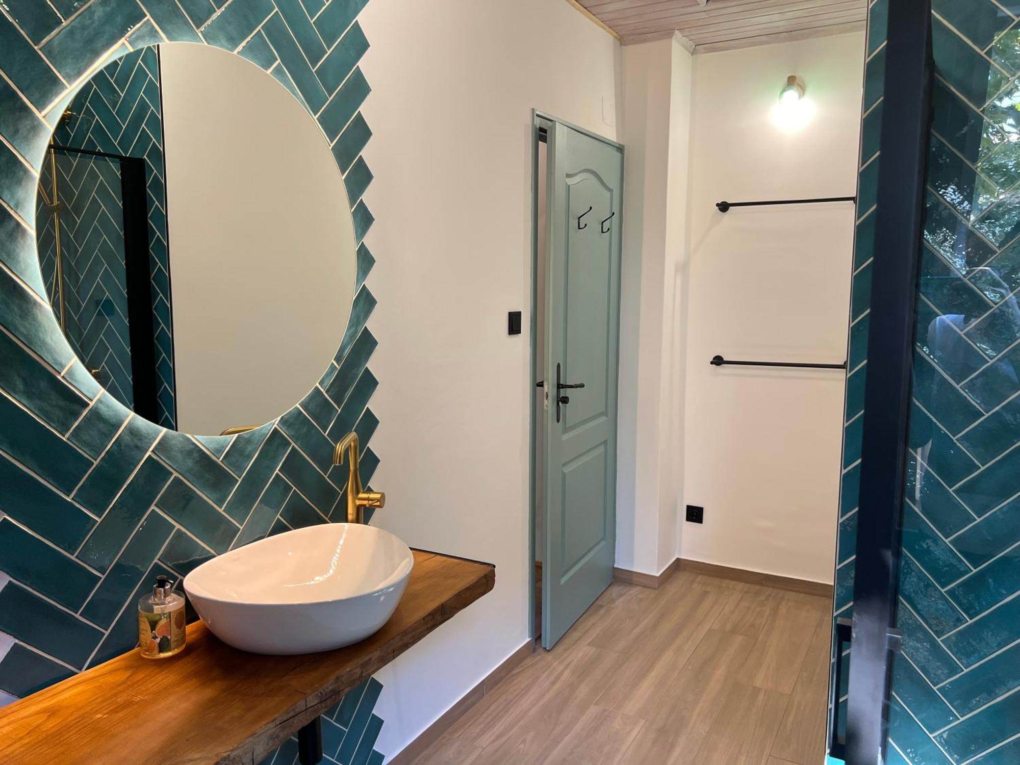 Bor Es Kenyer Hotel Hegymagas Eksteriør billede